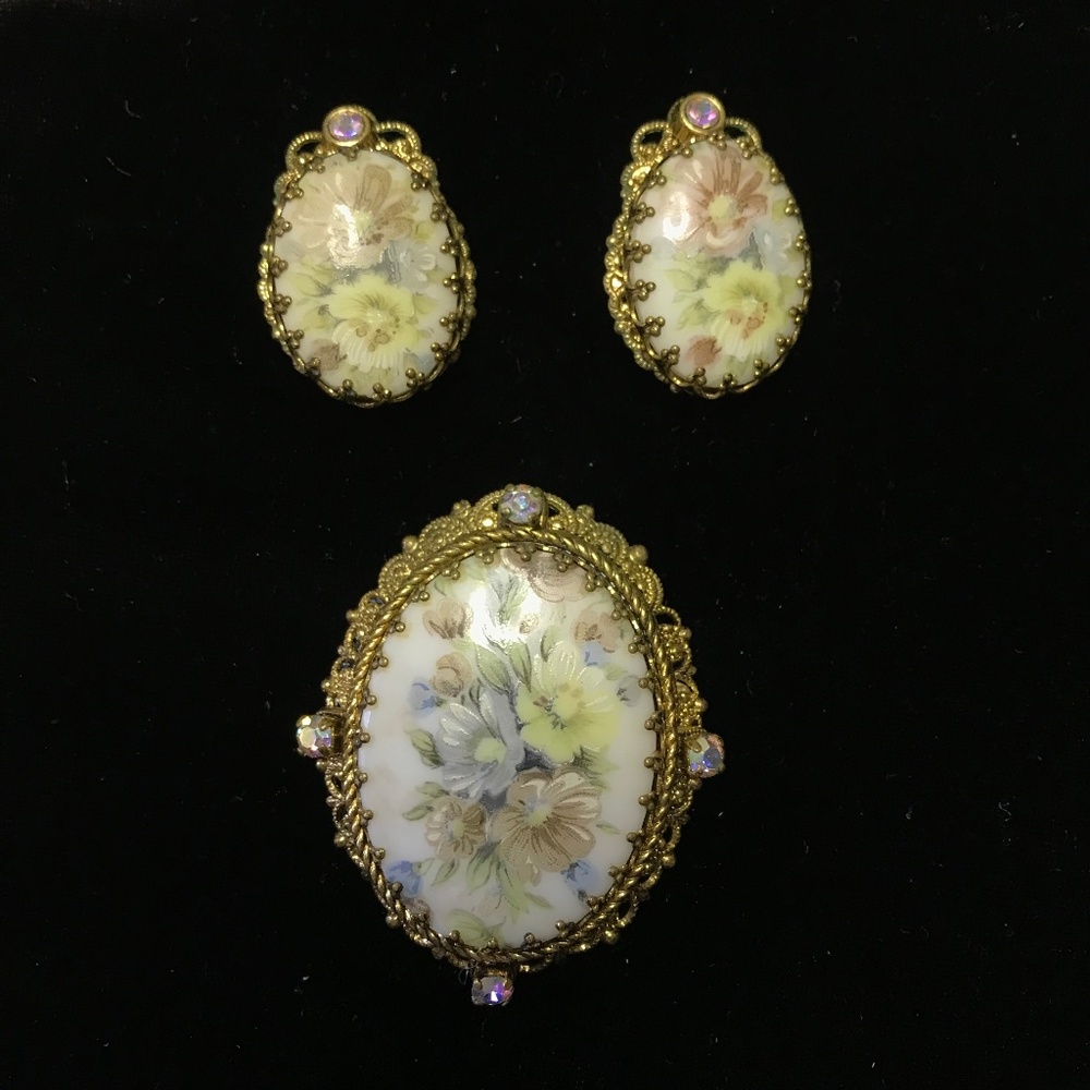 White W. German Flower Brooch & Earrings